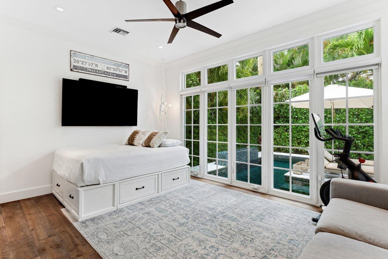 55 SE 7th Avenue