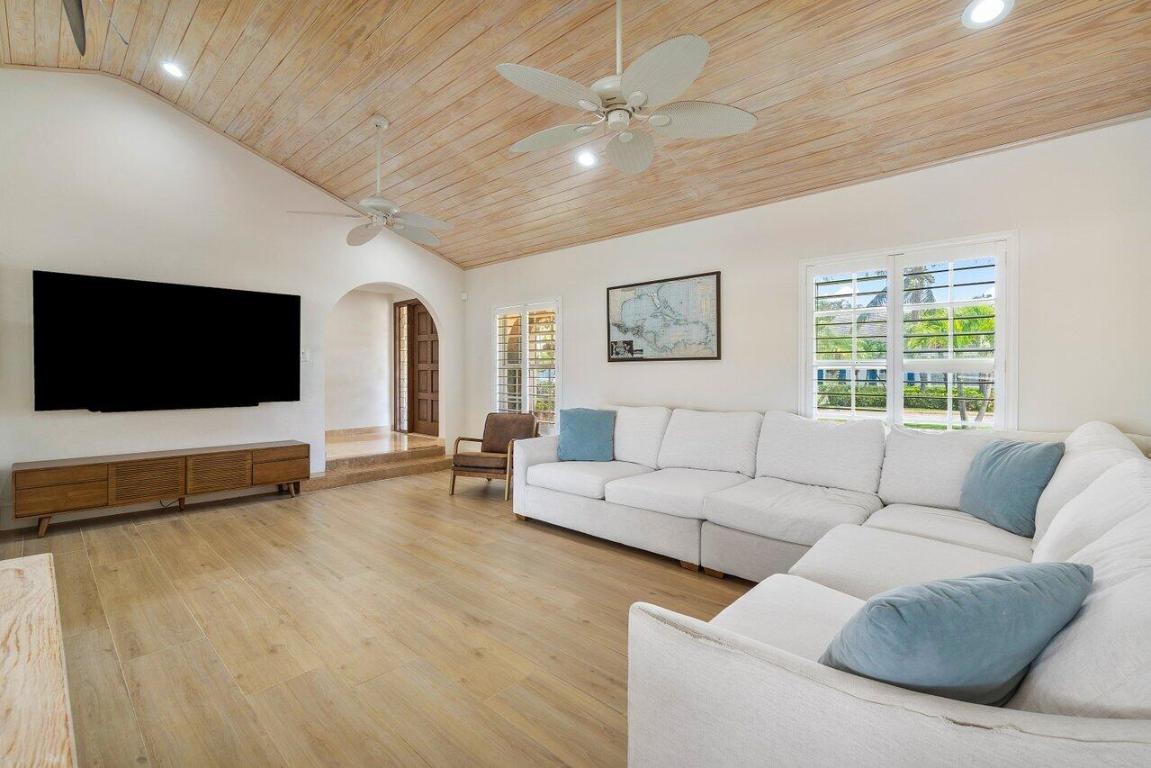 45 Bimini Cove Drive