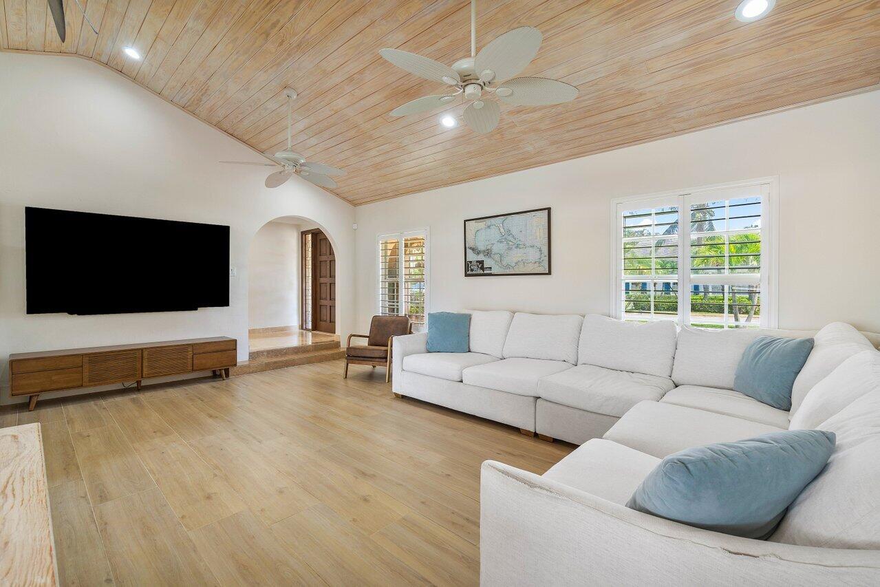 45 Bimini Cove Drive