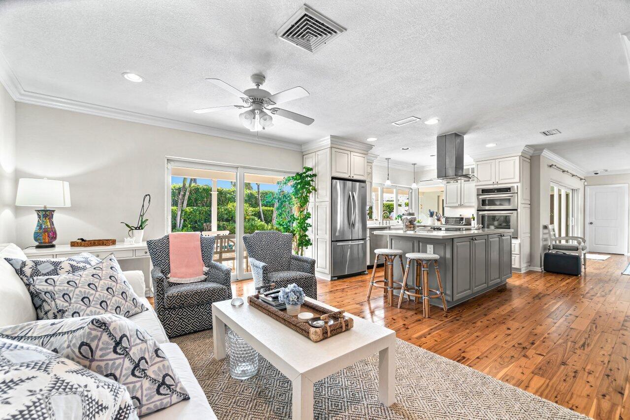 1162 Walnut Terrace
