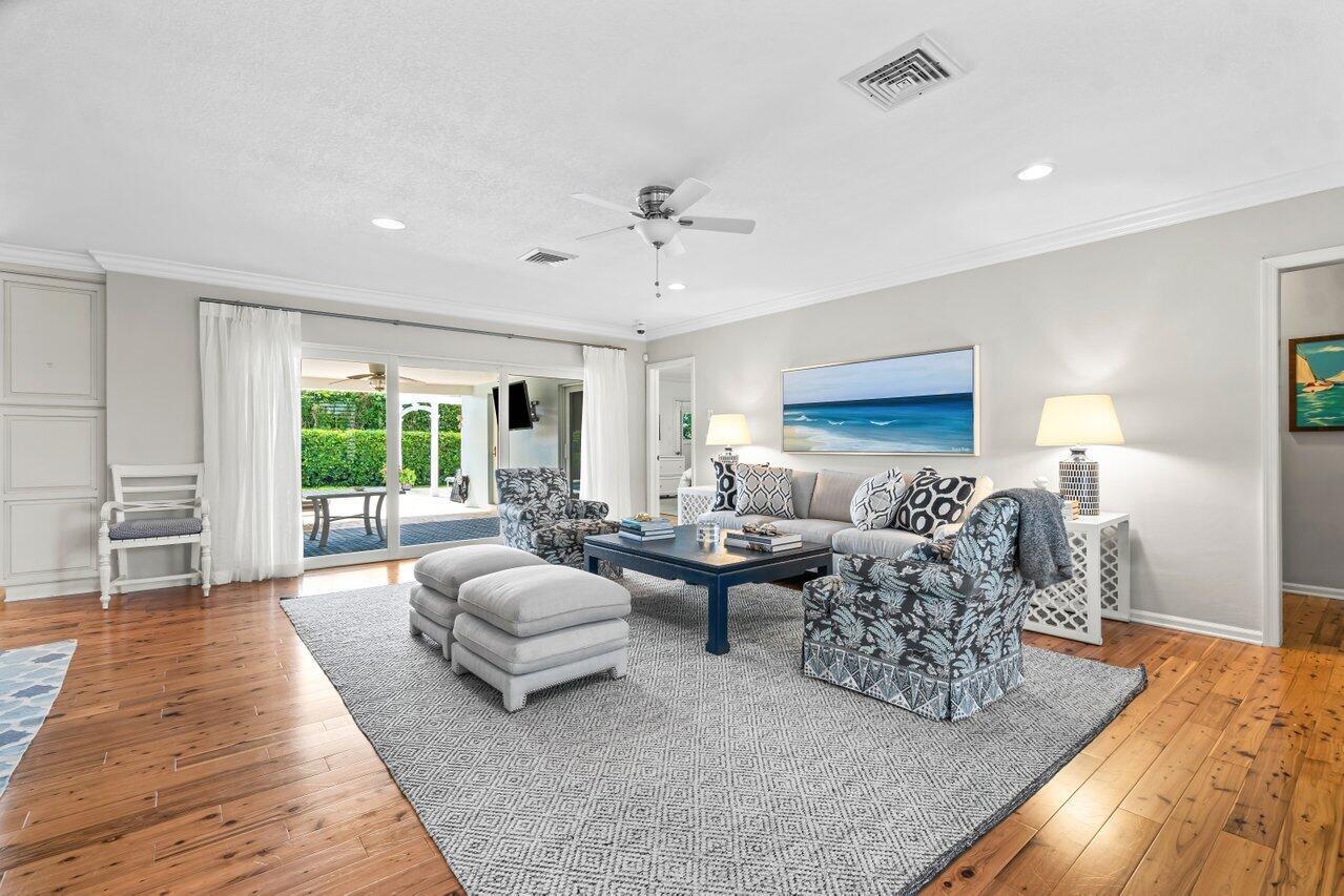 1162 Walnut Terrace
