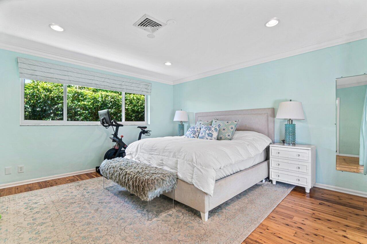1162 Walnut Terrace
