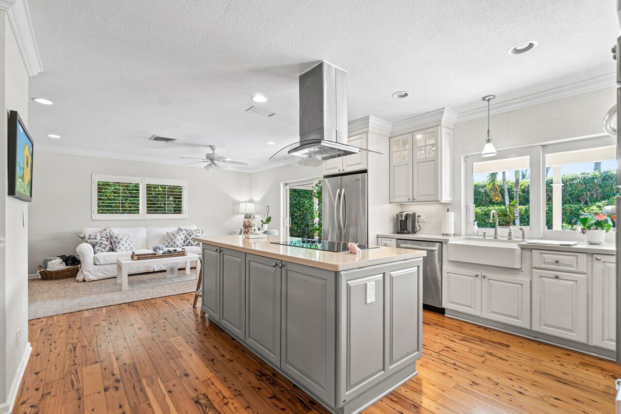 1162 Walnut Terrace
