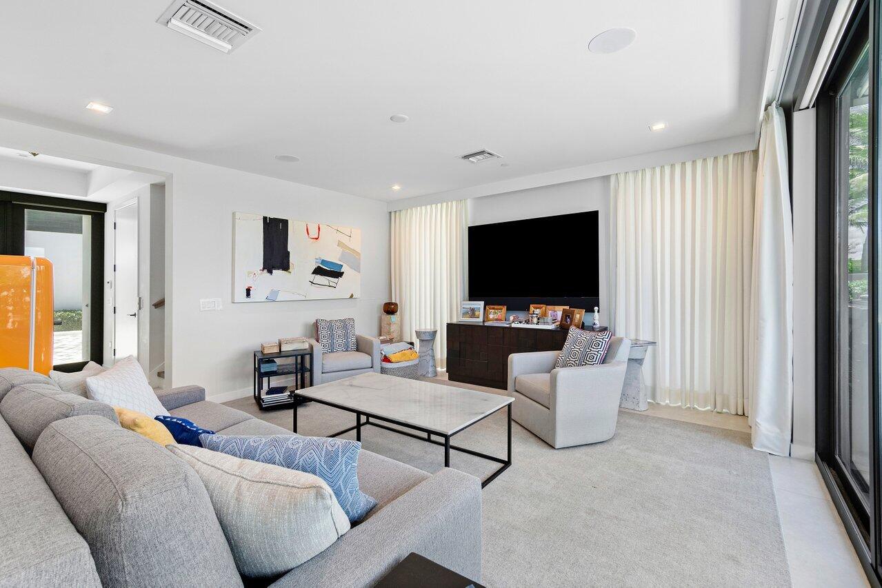 11489 Old Ocean Boulevard