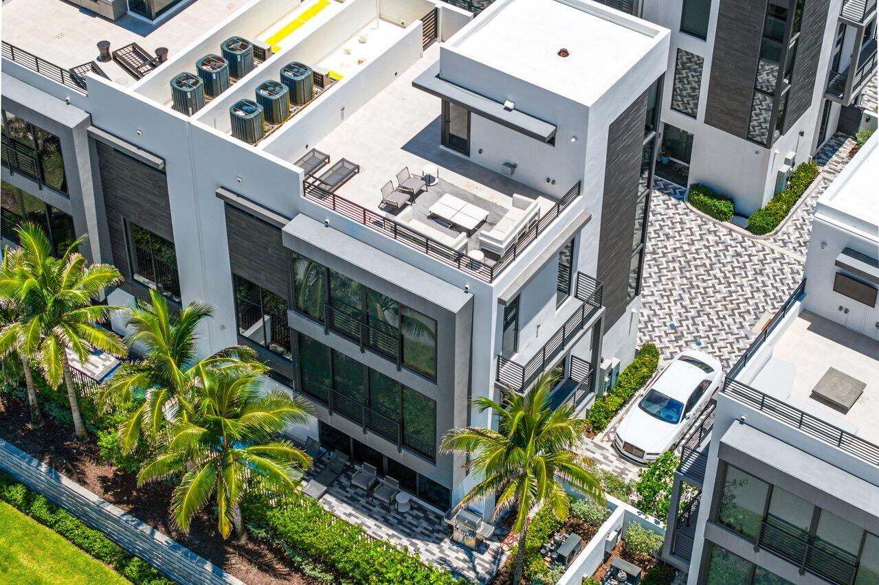 11489 Old Ocean Boulevard