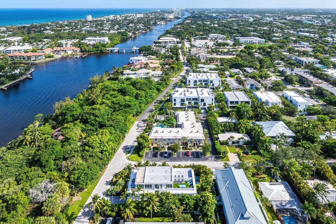 1200 Palm Trail B