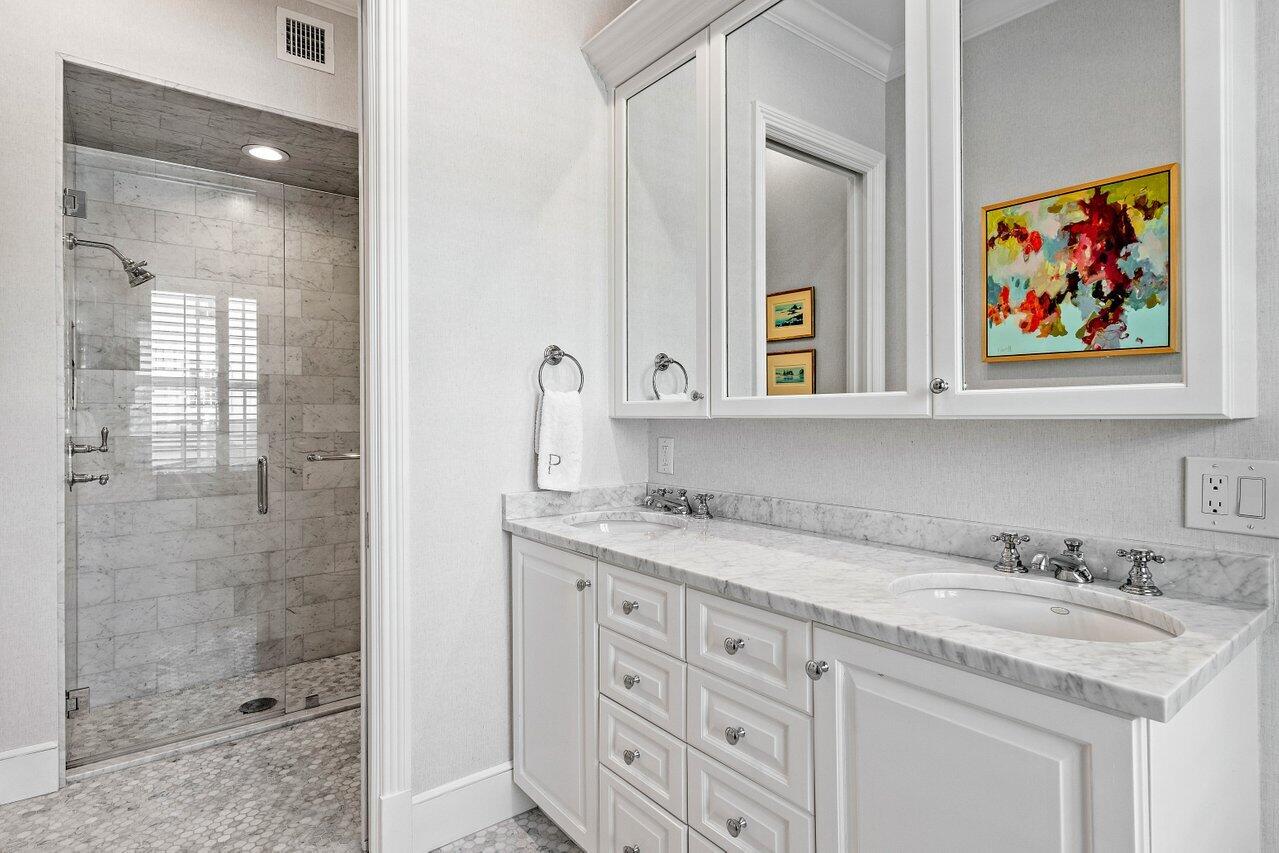 11 Driftwood Landing Road