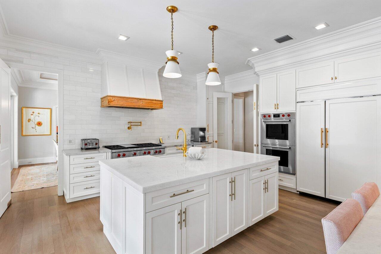 11 Driftwood Landing Road