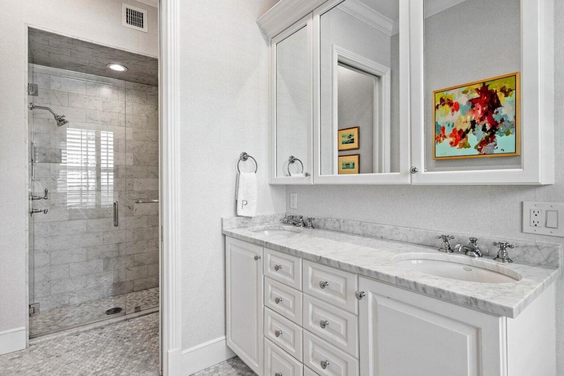 11 Driftwood Landing Road