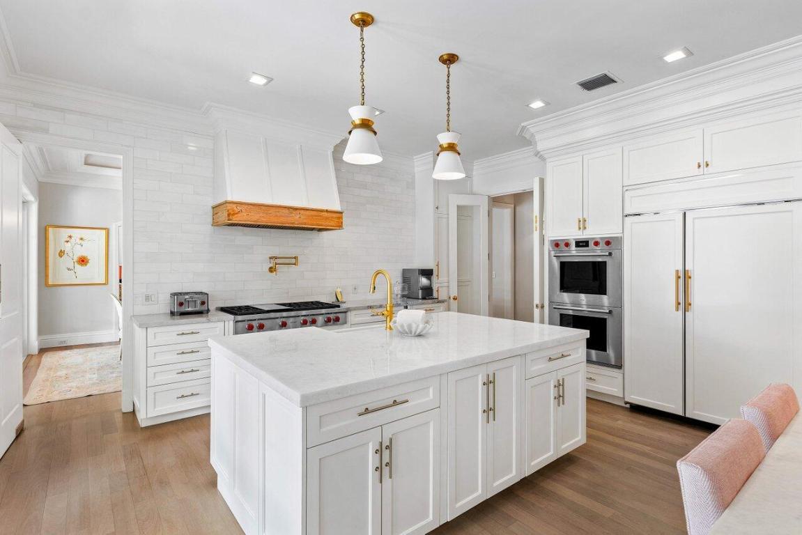 11 Driftwood Landing Road