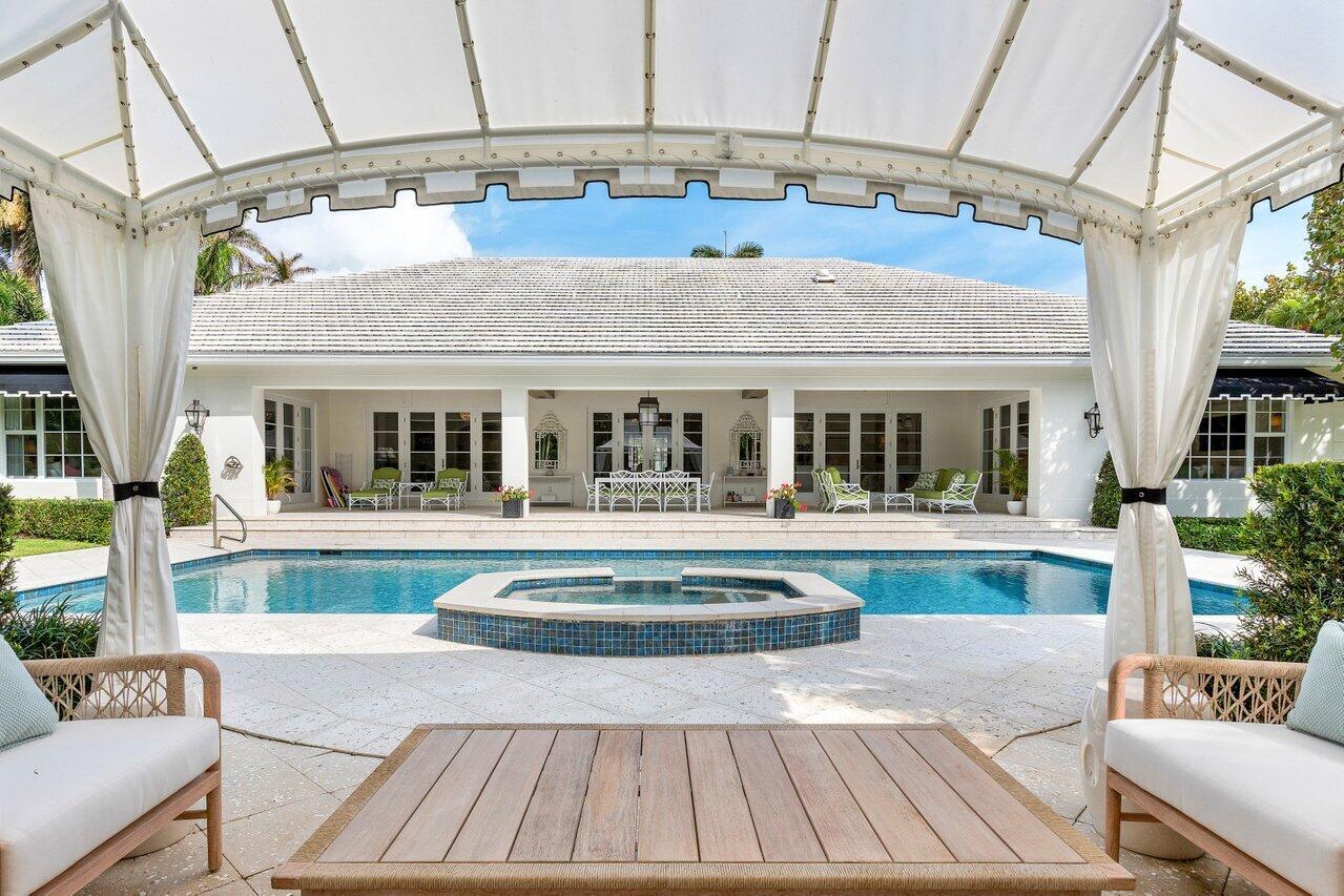 11 Driftwood Landing Road