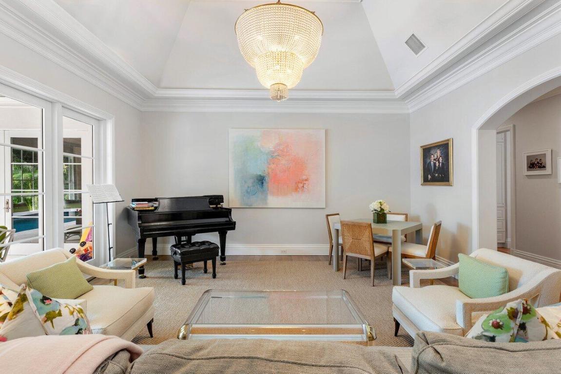 11 Driftwood Landing Road