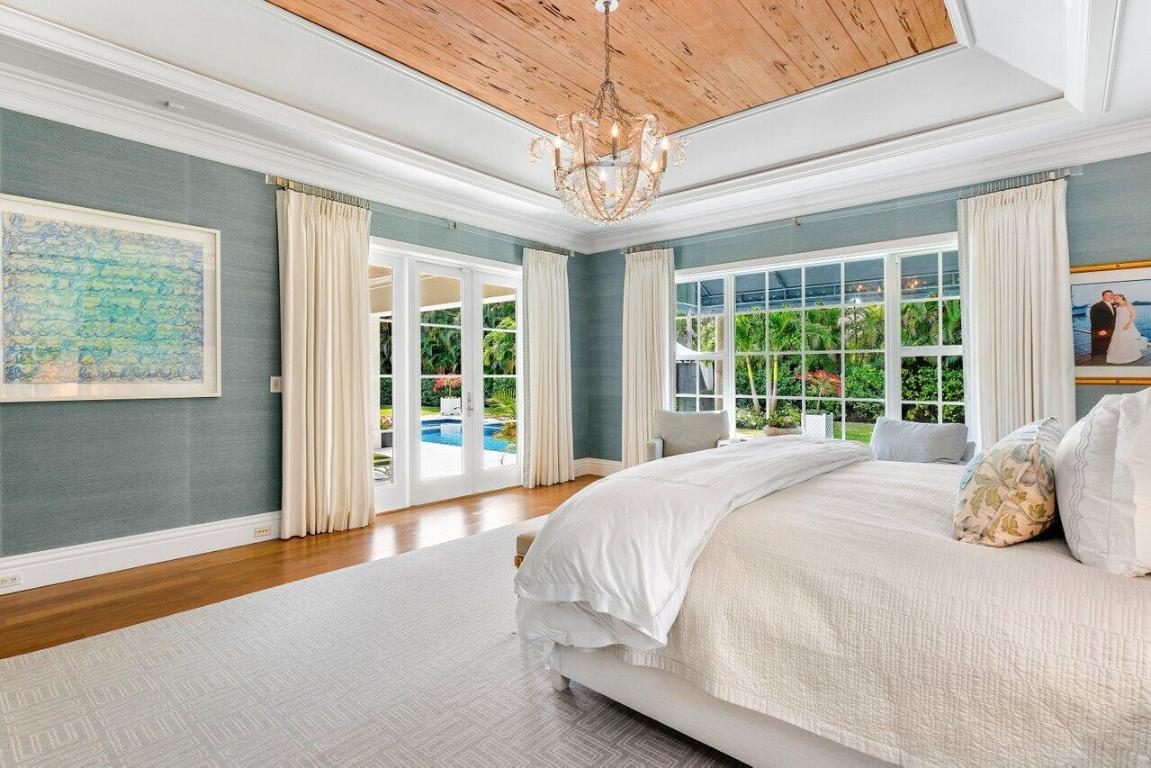 11 Driftwood Landing Road