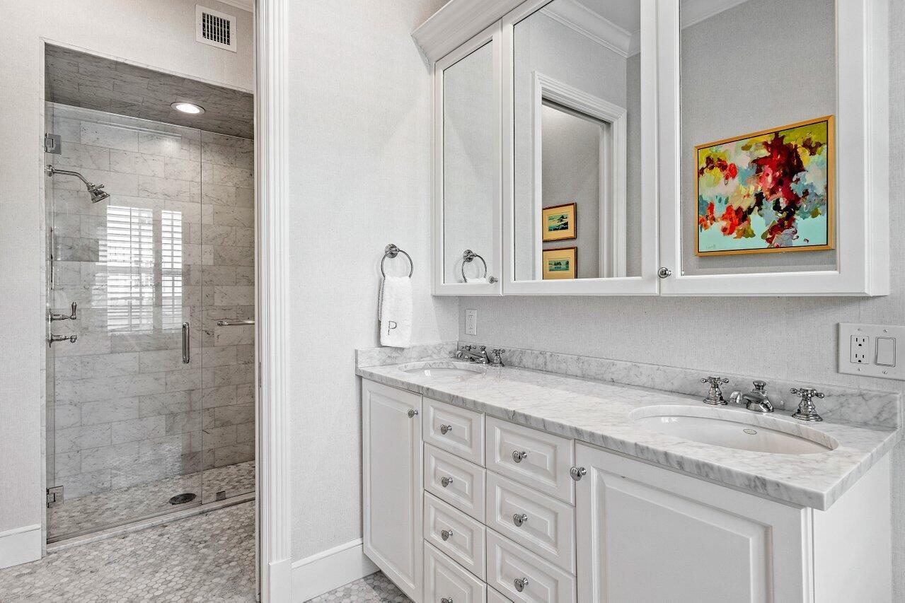 11 Driftwood Landing Road