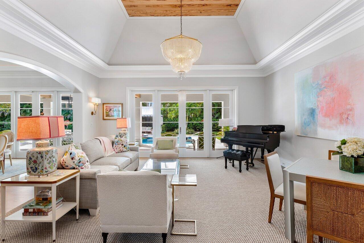 11 Driftwood Landing Road