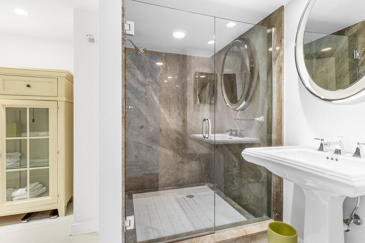 1225 S Ocean Boulevard 306