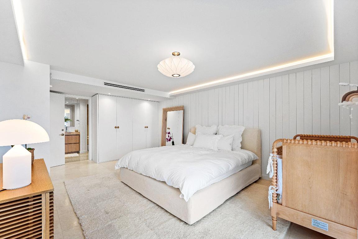 3951 N Ocean Boulevard 201