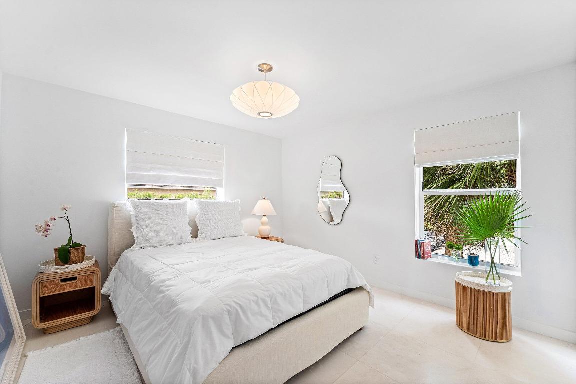 3951 N Ocean Boulevard 201