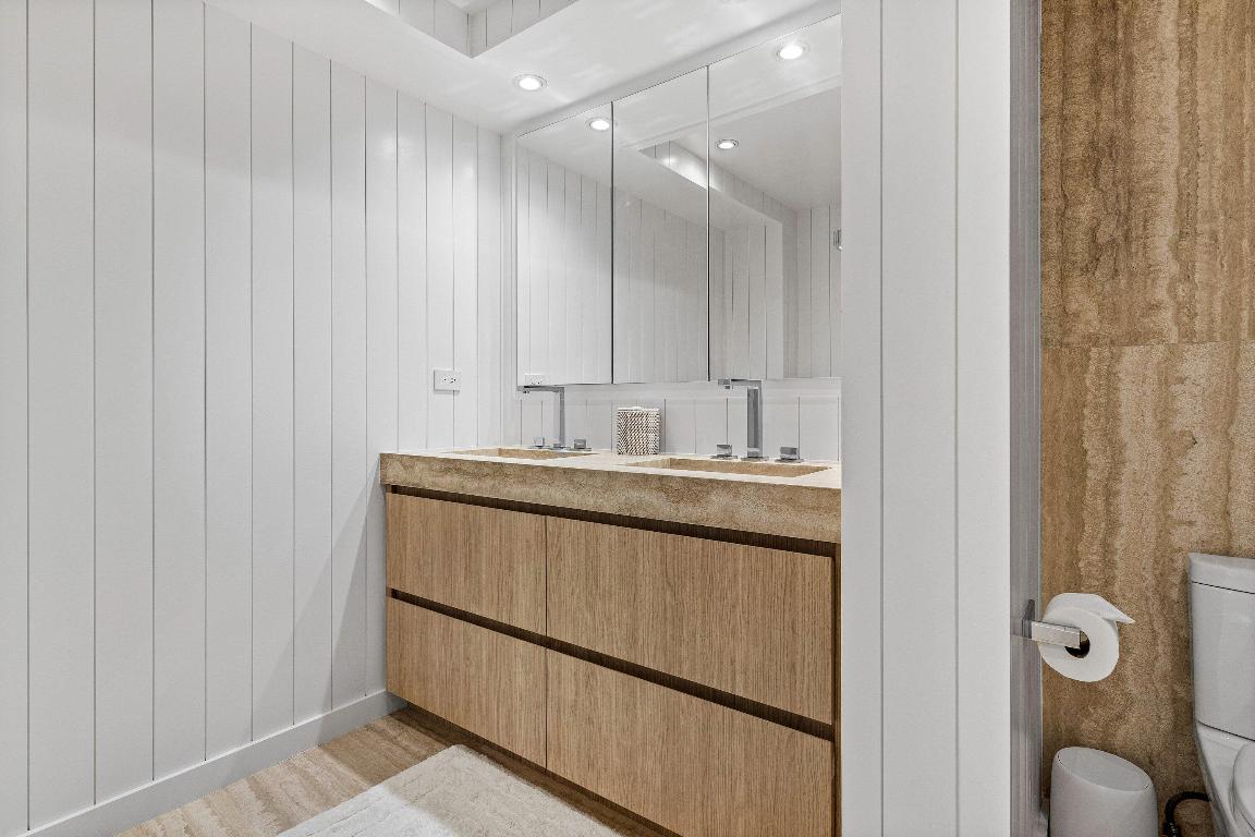 3951 N Ocean Boulevard 201