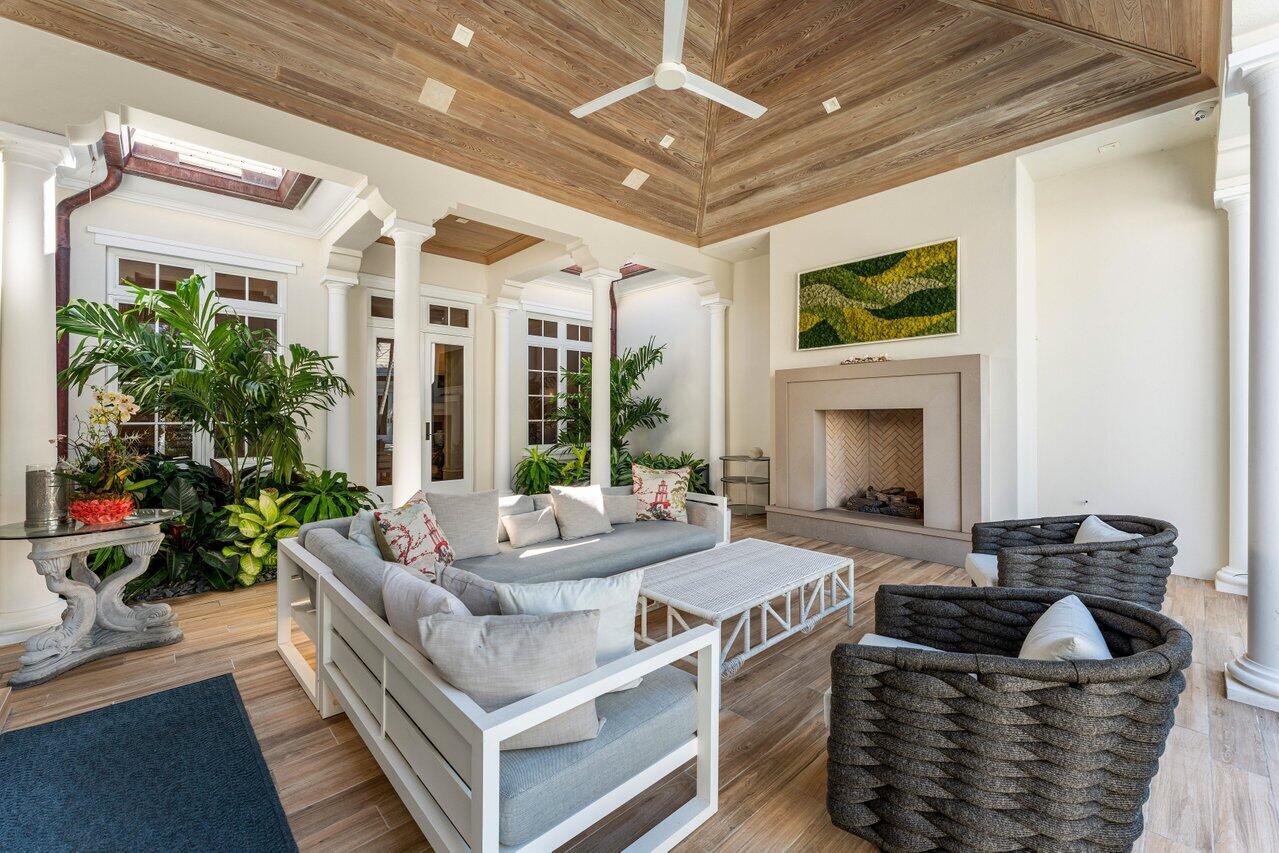 3424 N Ocean Boulevard