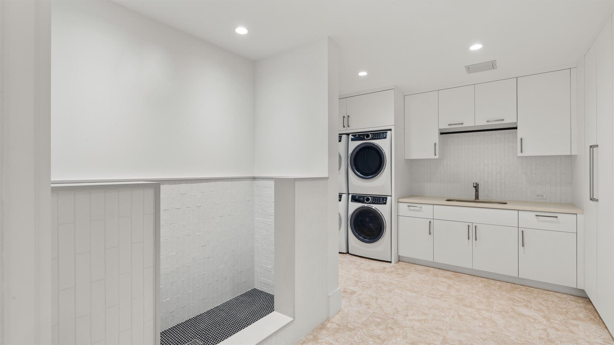 1160 S Ocean Boulevard