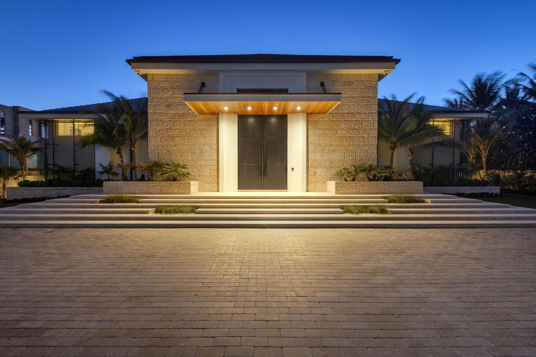 1160 S Ocean Boulevard