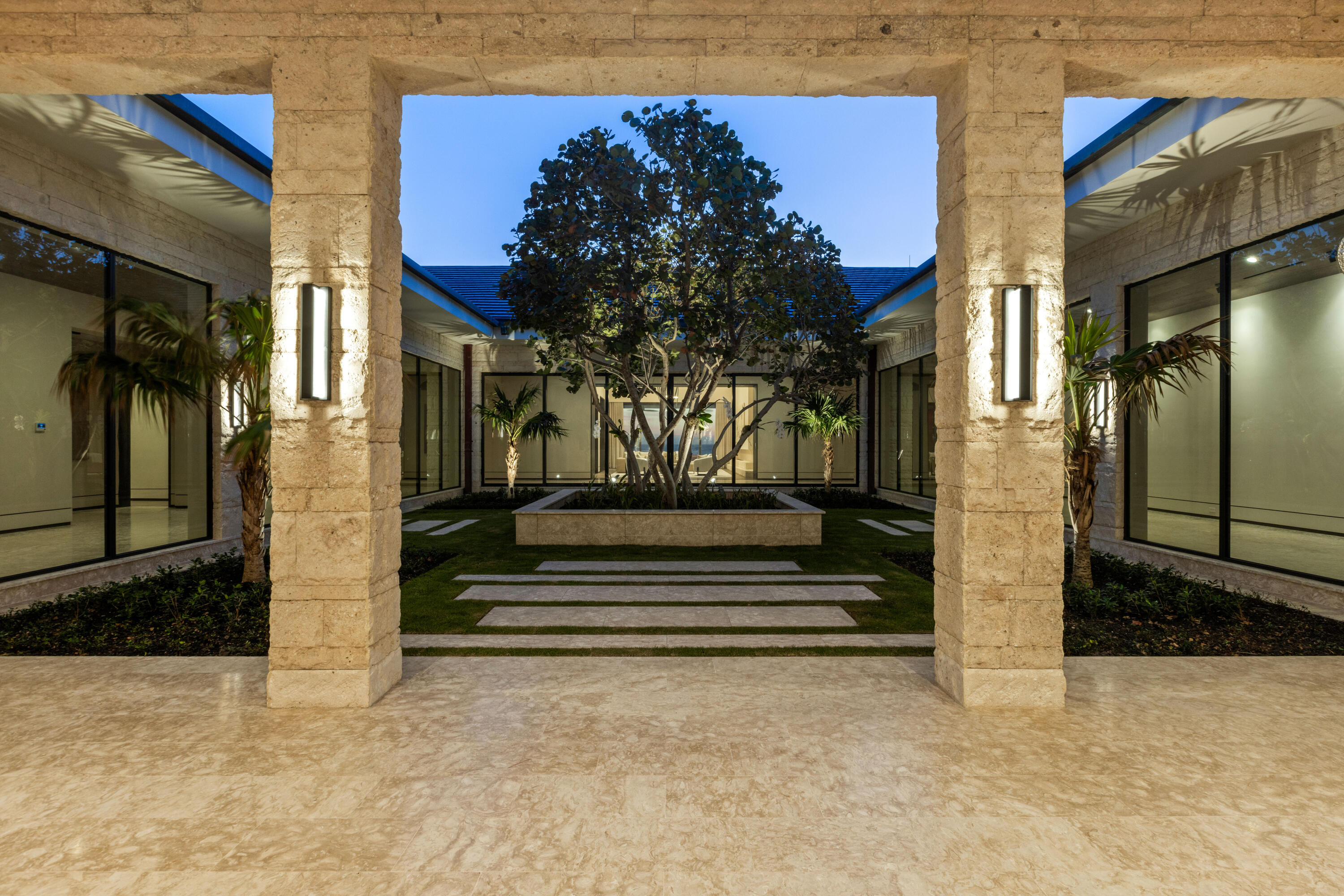 1160 S Ocean Boulevard