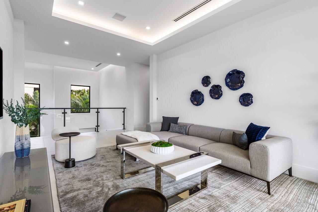 530 River Oak Lane Lane