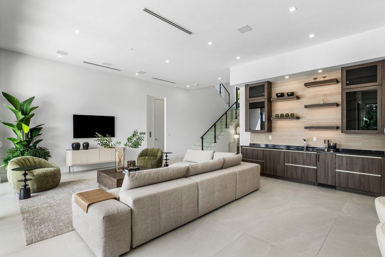 530 River Oak Lane Lane