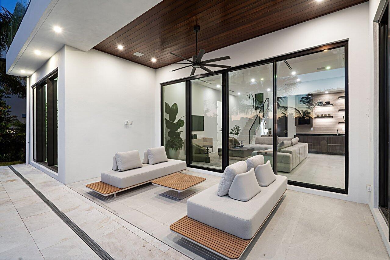 530 River Oak Lane Lane