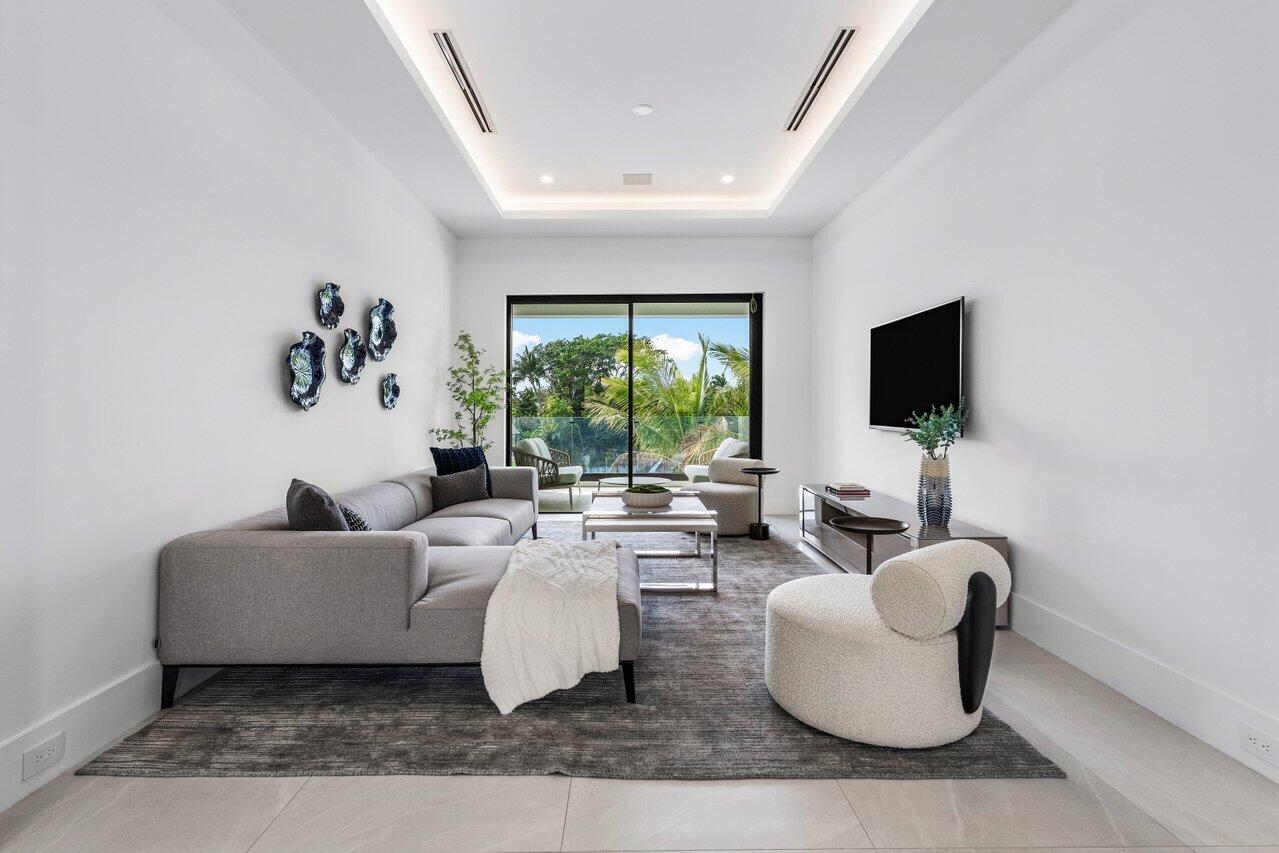 530 River Oak Lane Lane