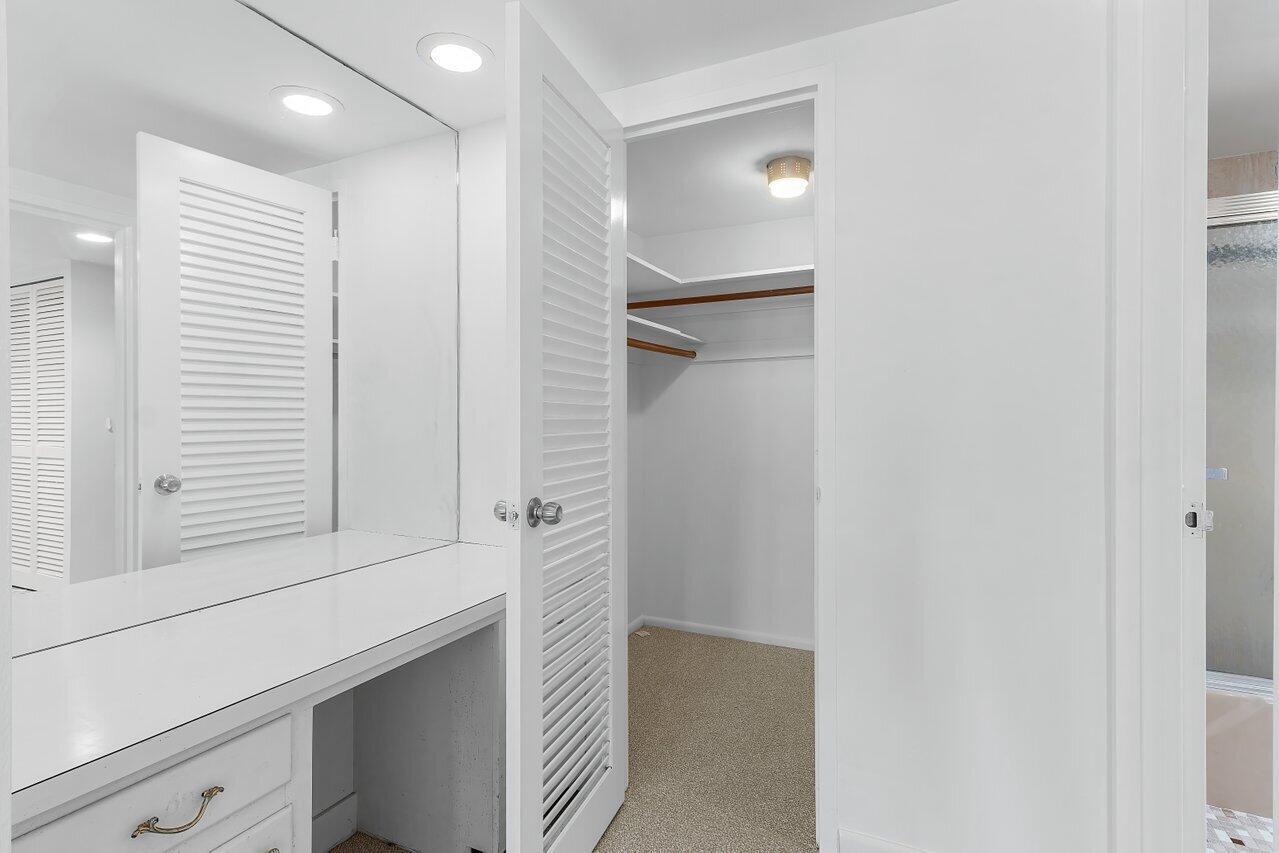 1225 S Ocean Boulevard 302