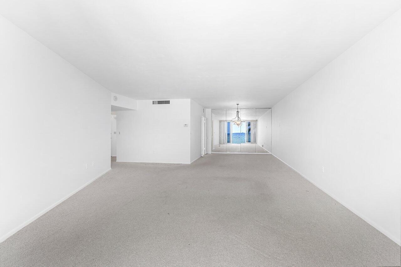 1225 S Ocean Boulevard 302
