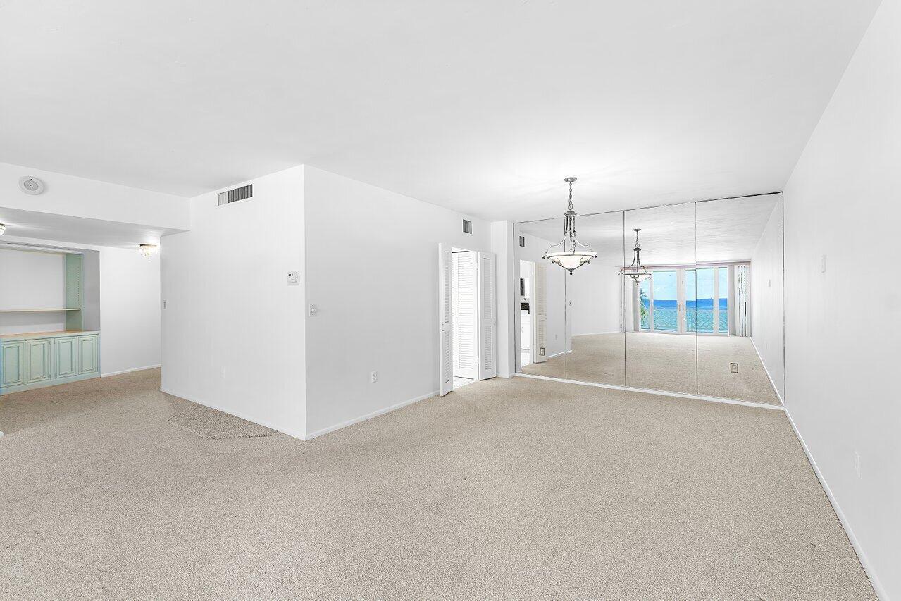 1225 S Ocean Boulevard 302