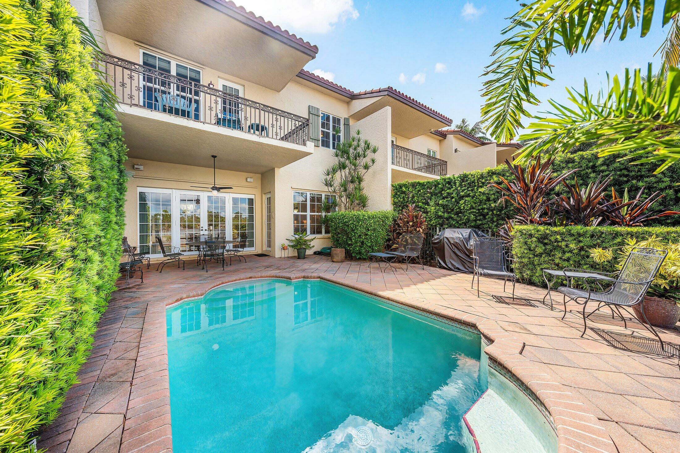 256 Venetian Drive