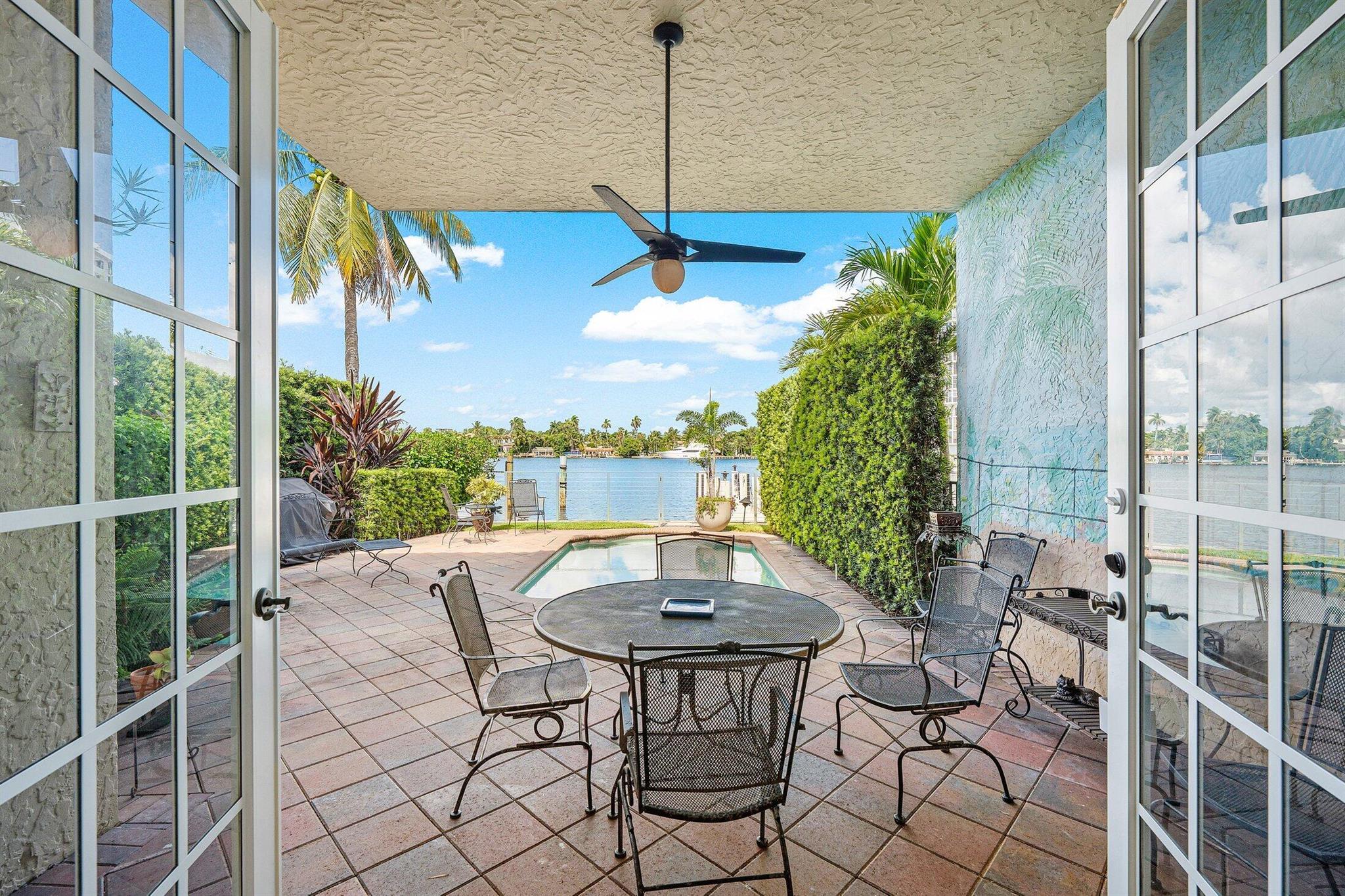 256 Venetian Drive