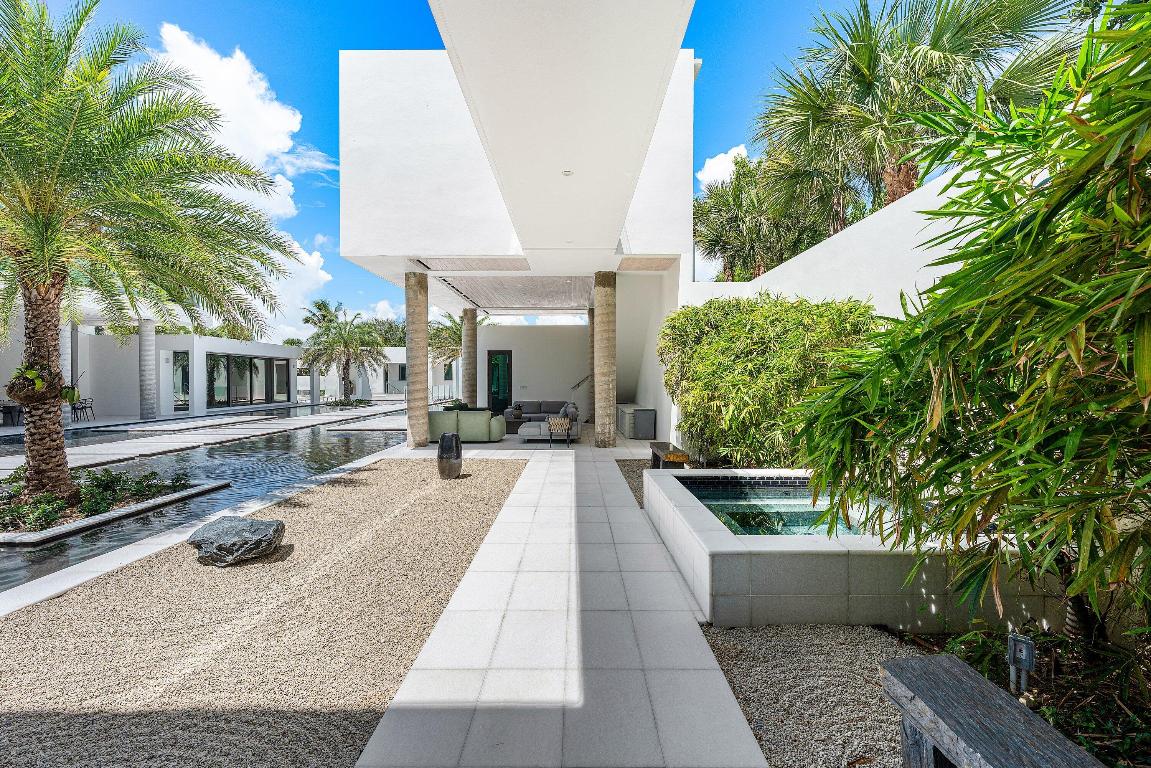 6273 N Ocean Boulevard