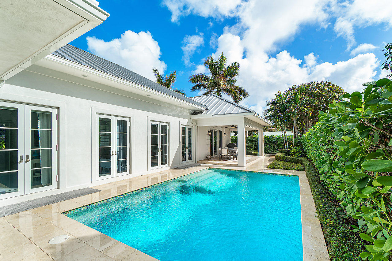106 Beachway Drive