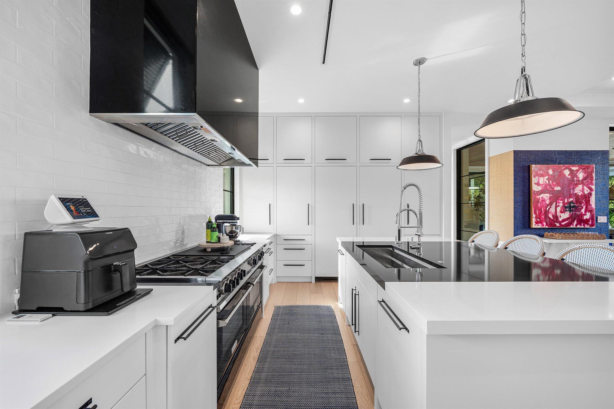 10 S Harbour Drive S