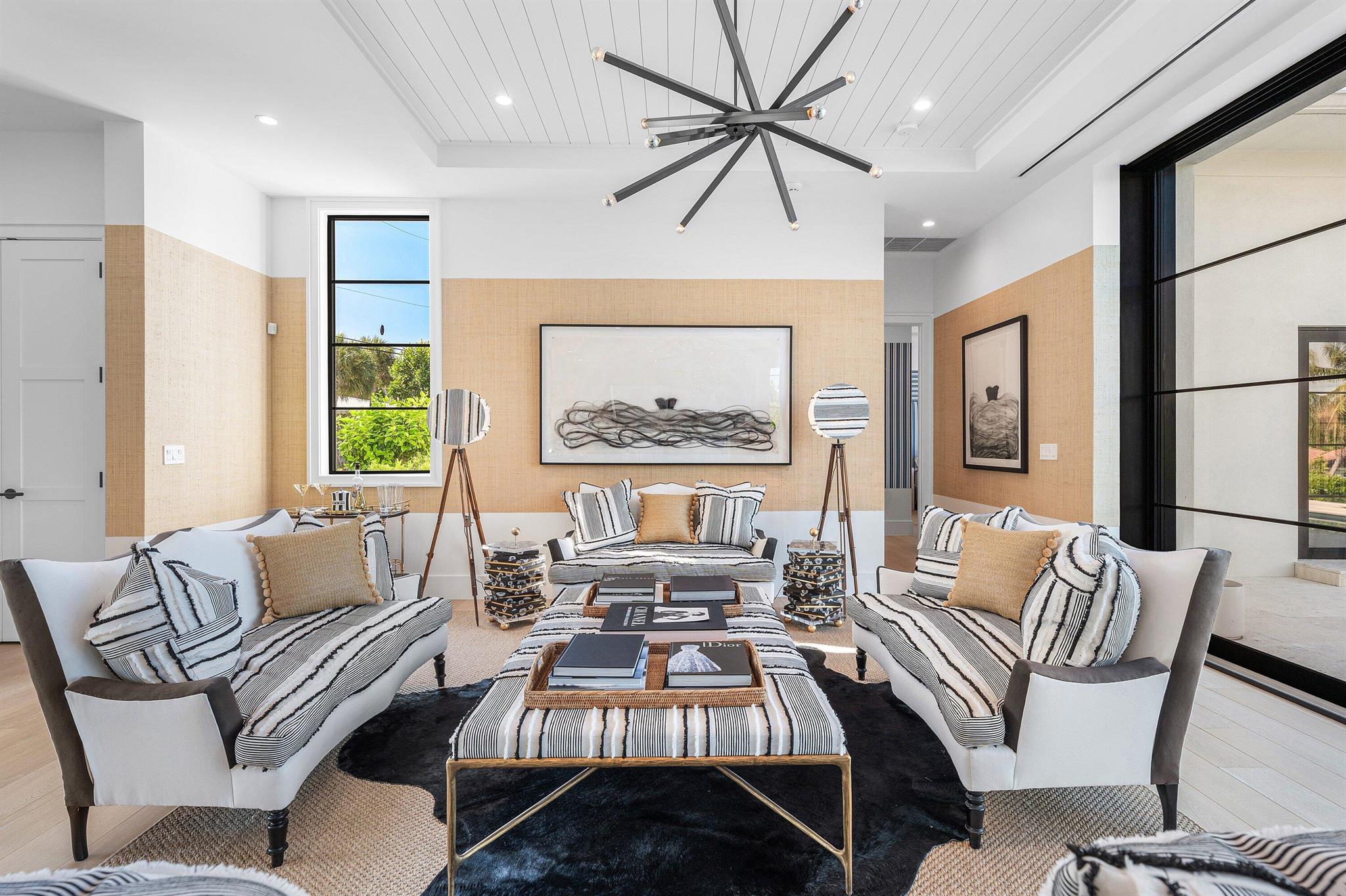 10 S Harbour Drive S