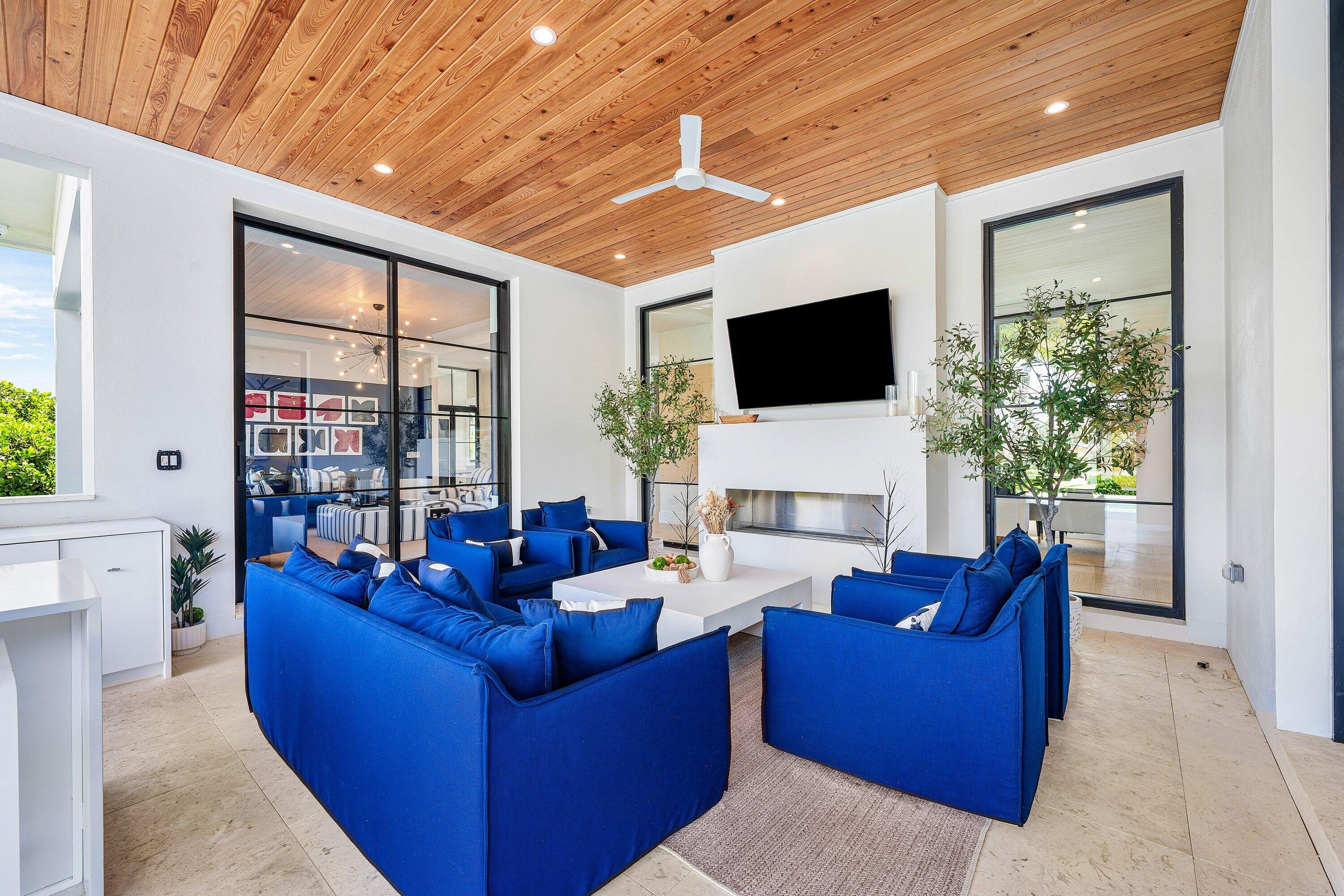 10 S Harbour Drive S