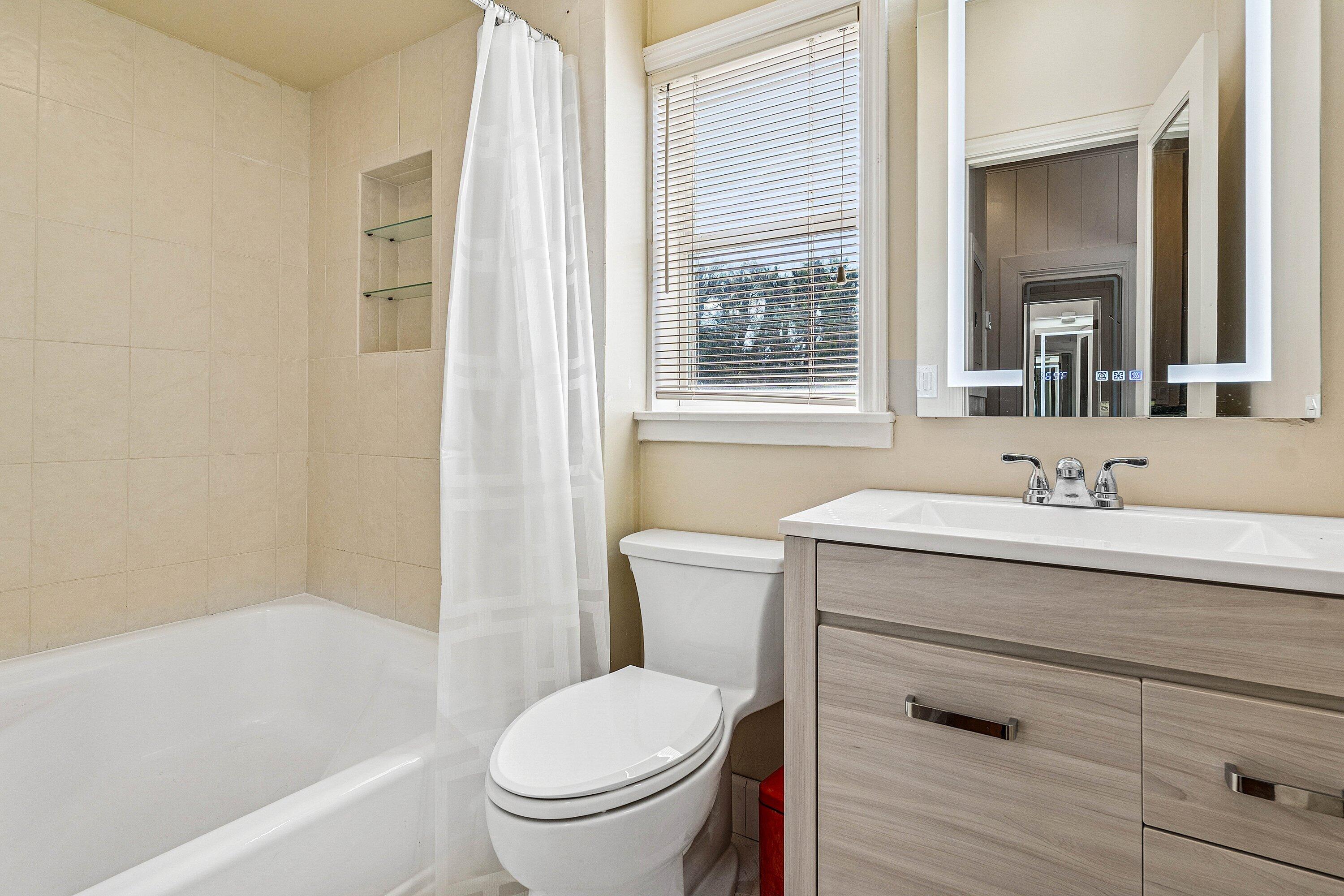 2075 S Ocean Boulevard 3d