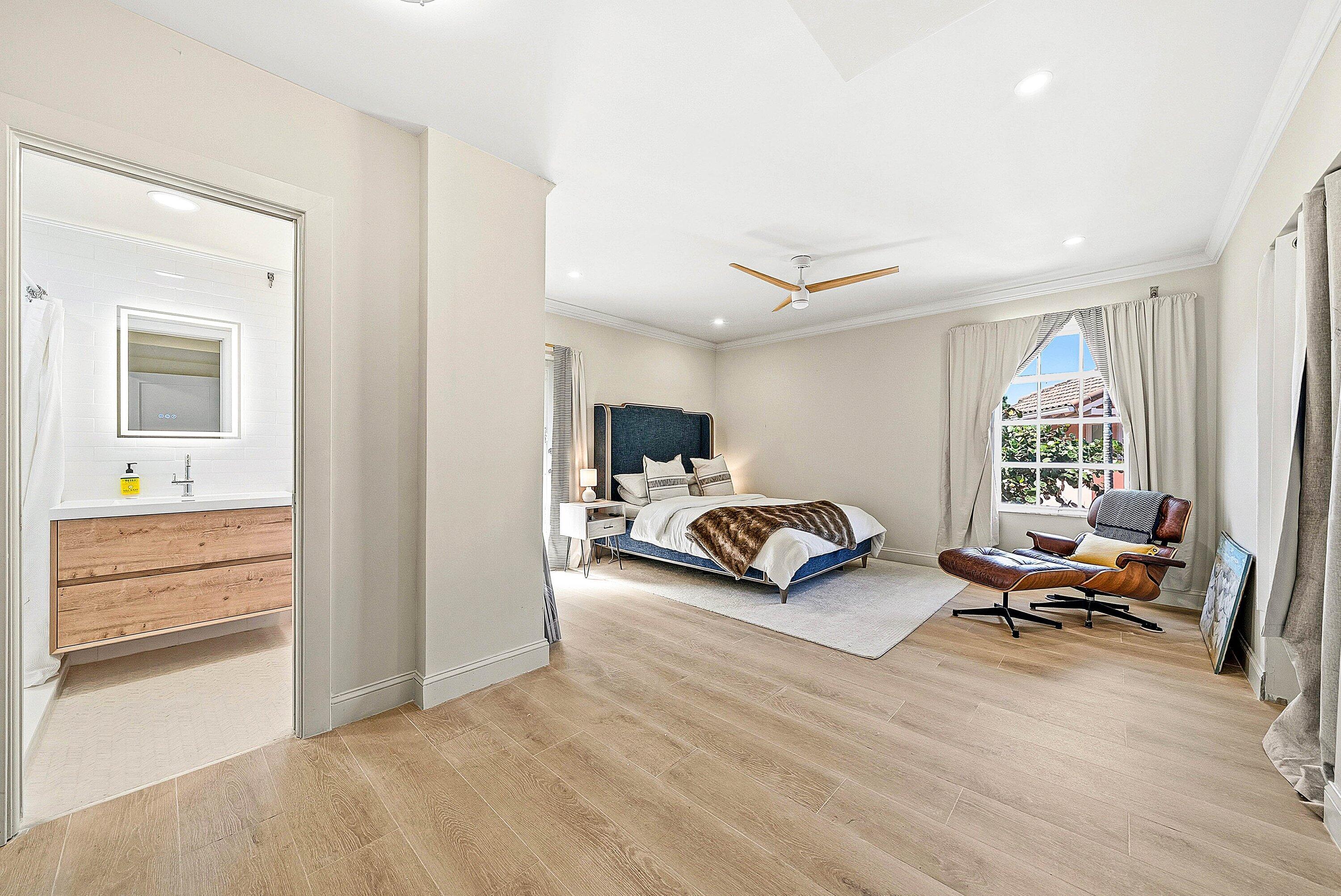 2075 S Ocean Boulevard 4b