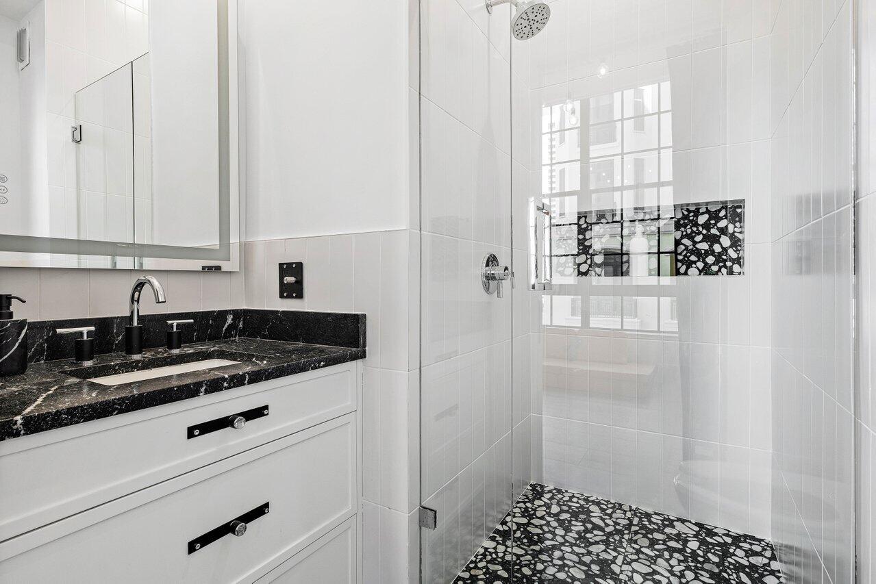 801 S Olive Avenue 427