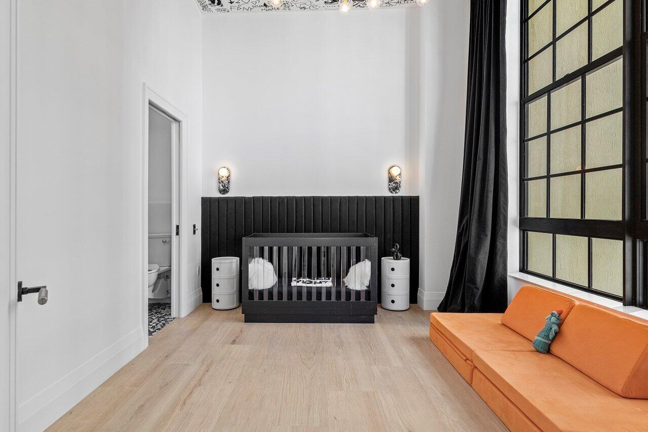 801 S Olive Avenue 427