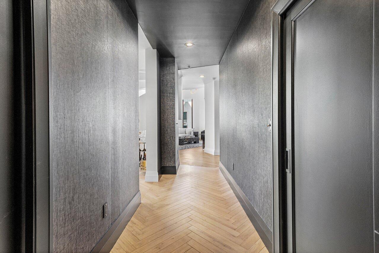 801 S Olive Avenue 427