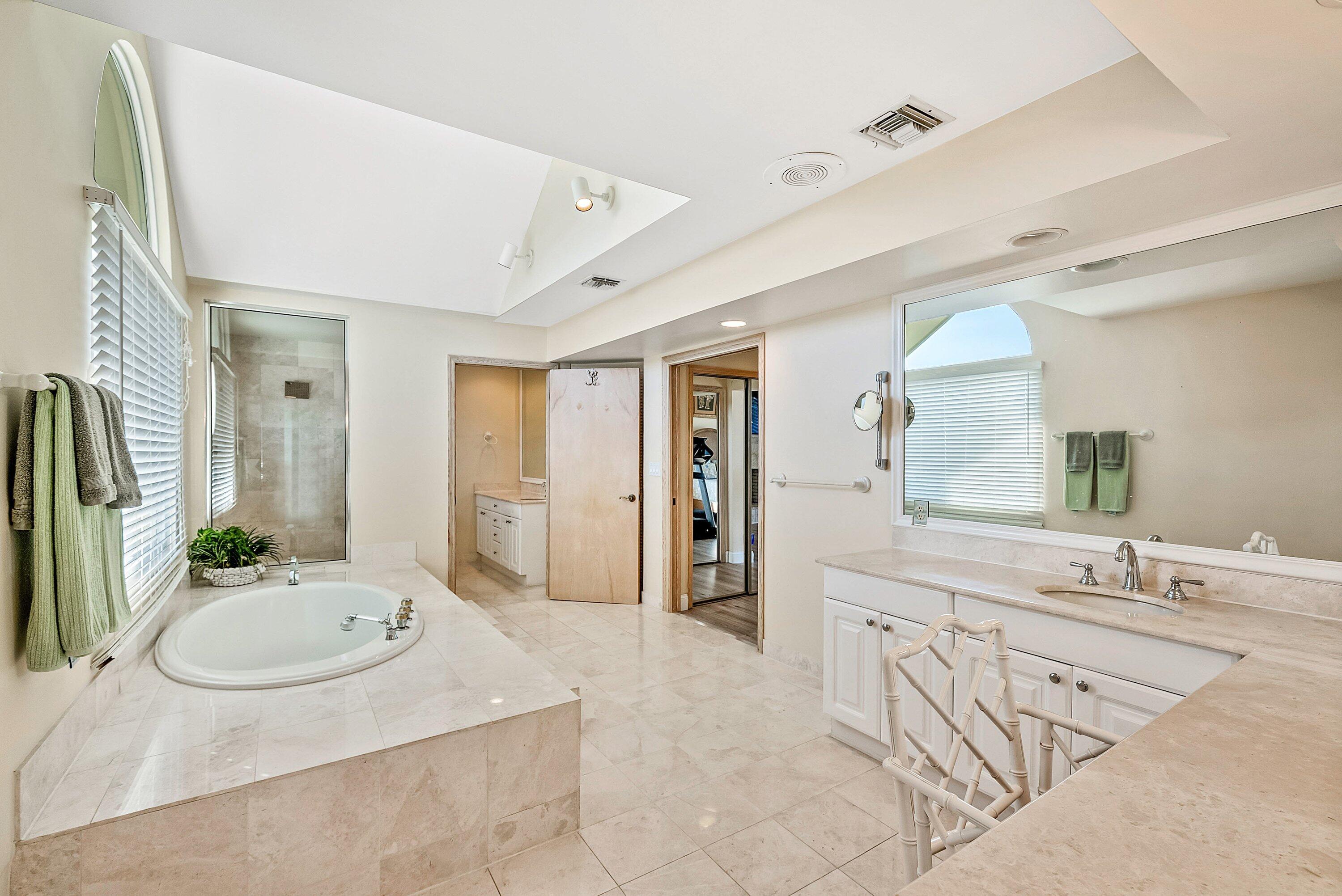 11 Inlet Cay Drive, Ocean Ridge