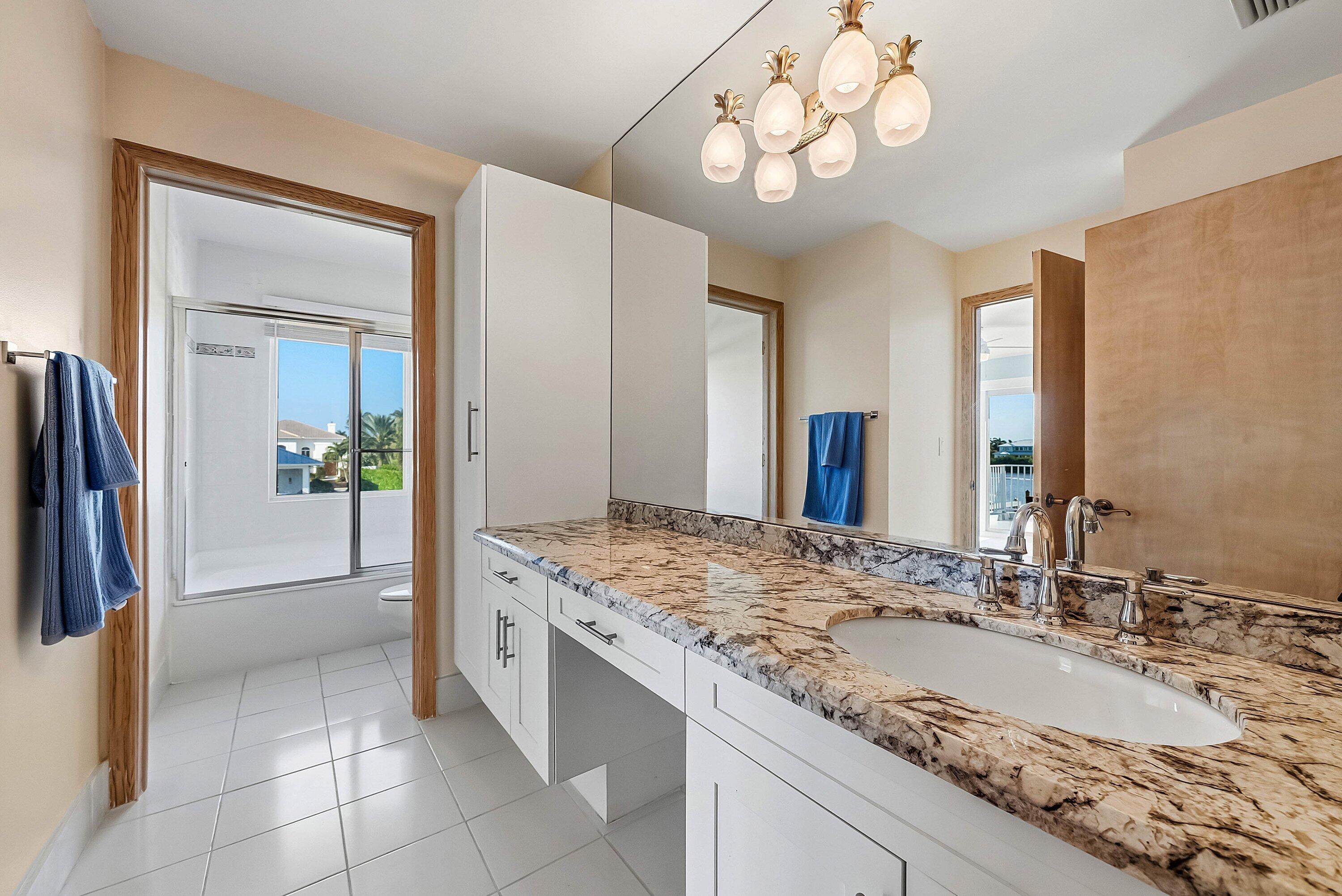 11 Inlet Cay Drive, Ocean Ridge