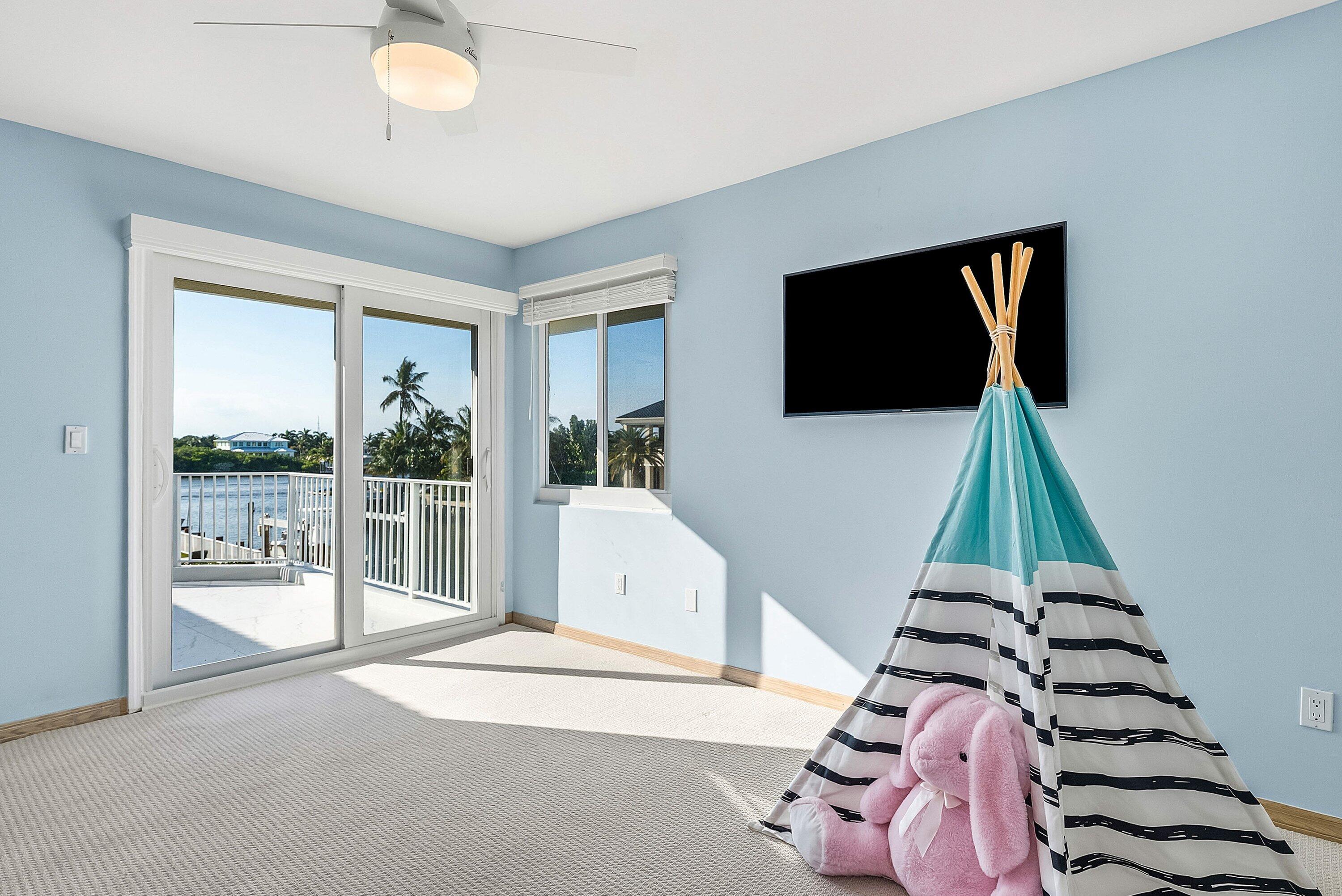 11 Inlet Cay Drive, Ocean Ridge