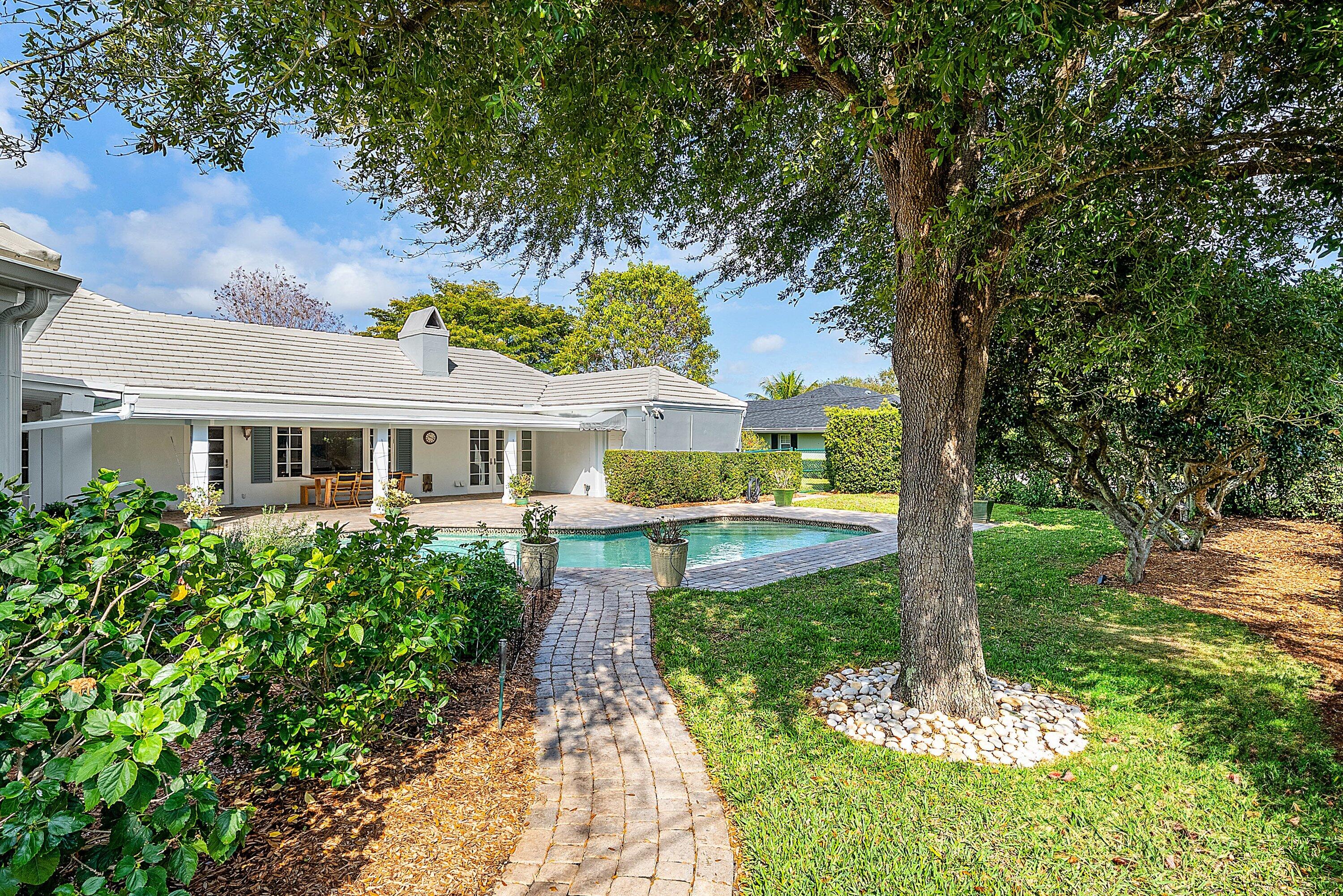 1103 NW 6th Avenue